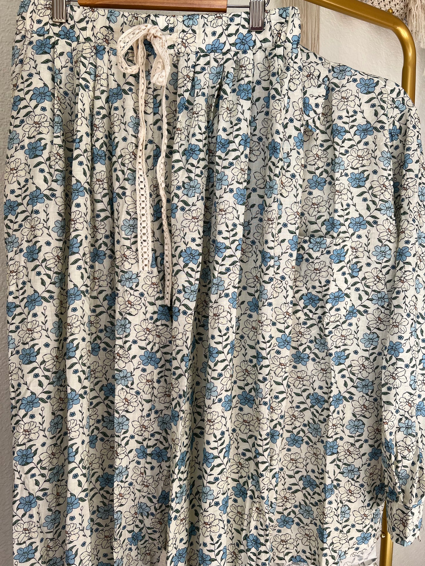 Island Hopper Button Down Top - Dreamy Blue