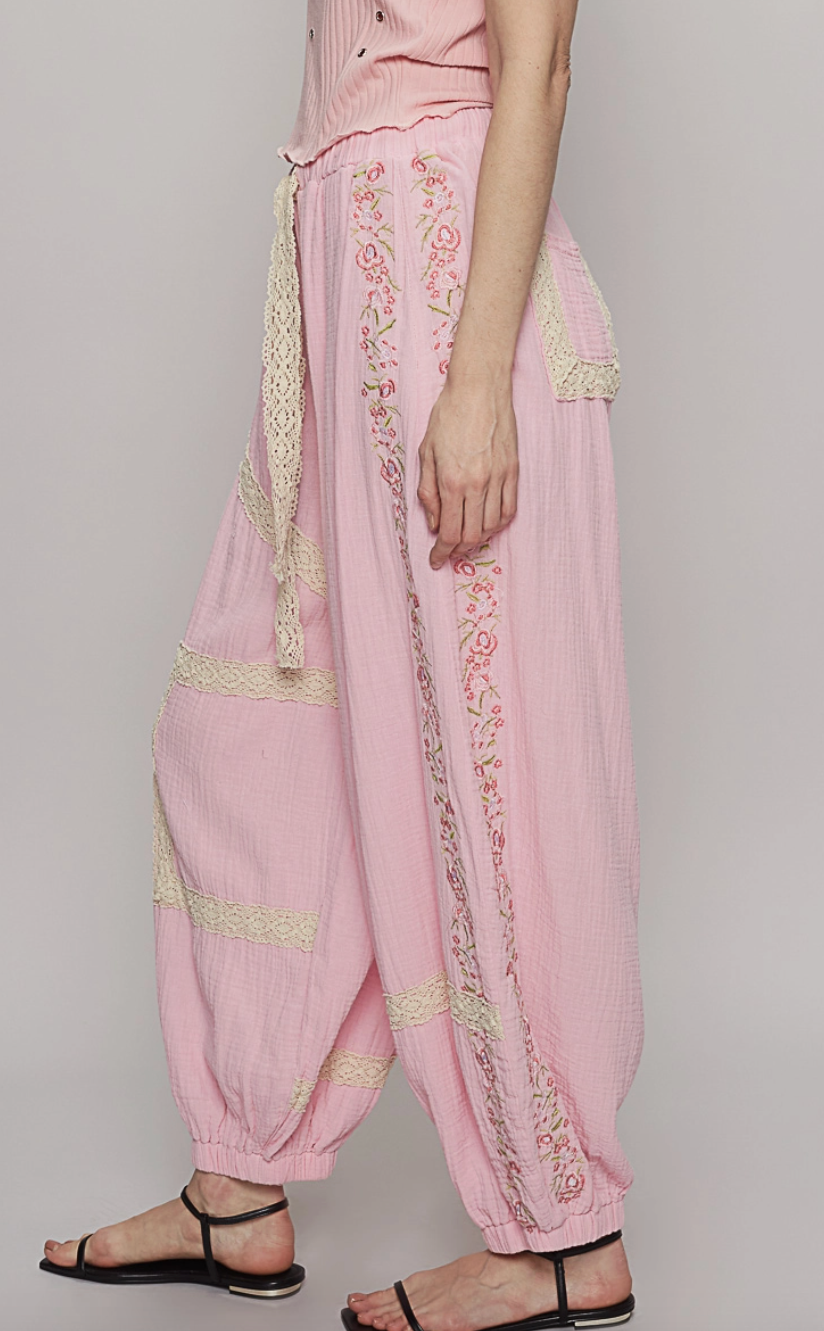 Cuteness Gauze Embroidered Pants