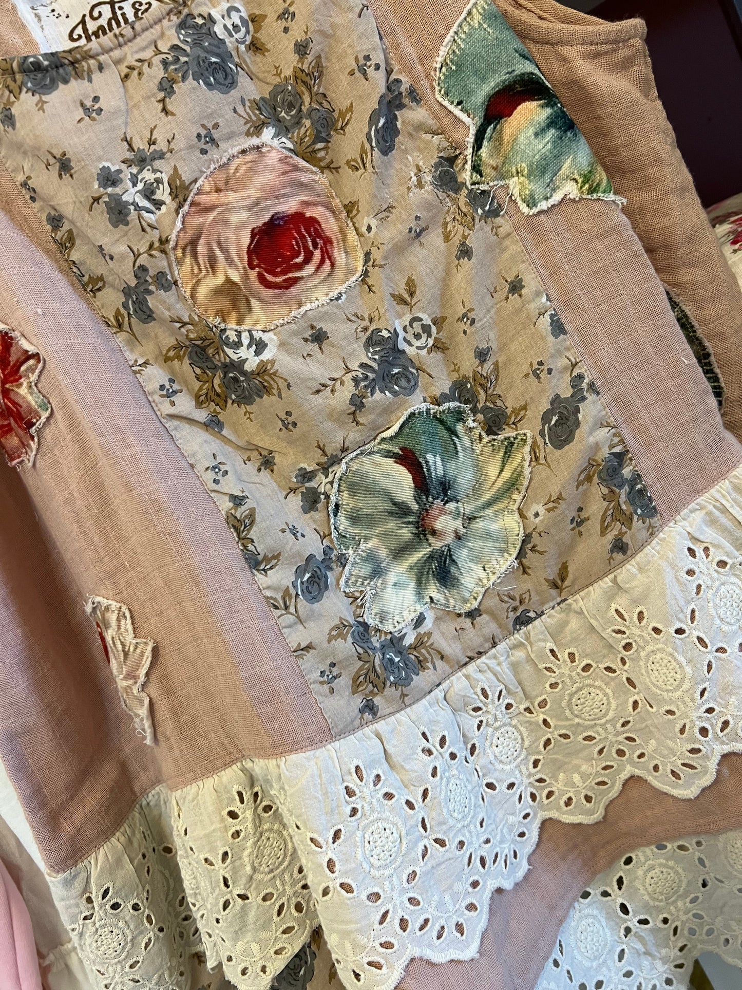 Pretty Little Things Top - Final Sale