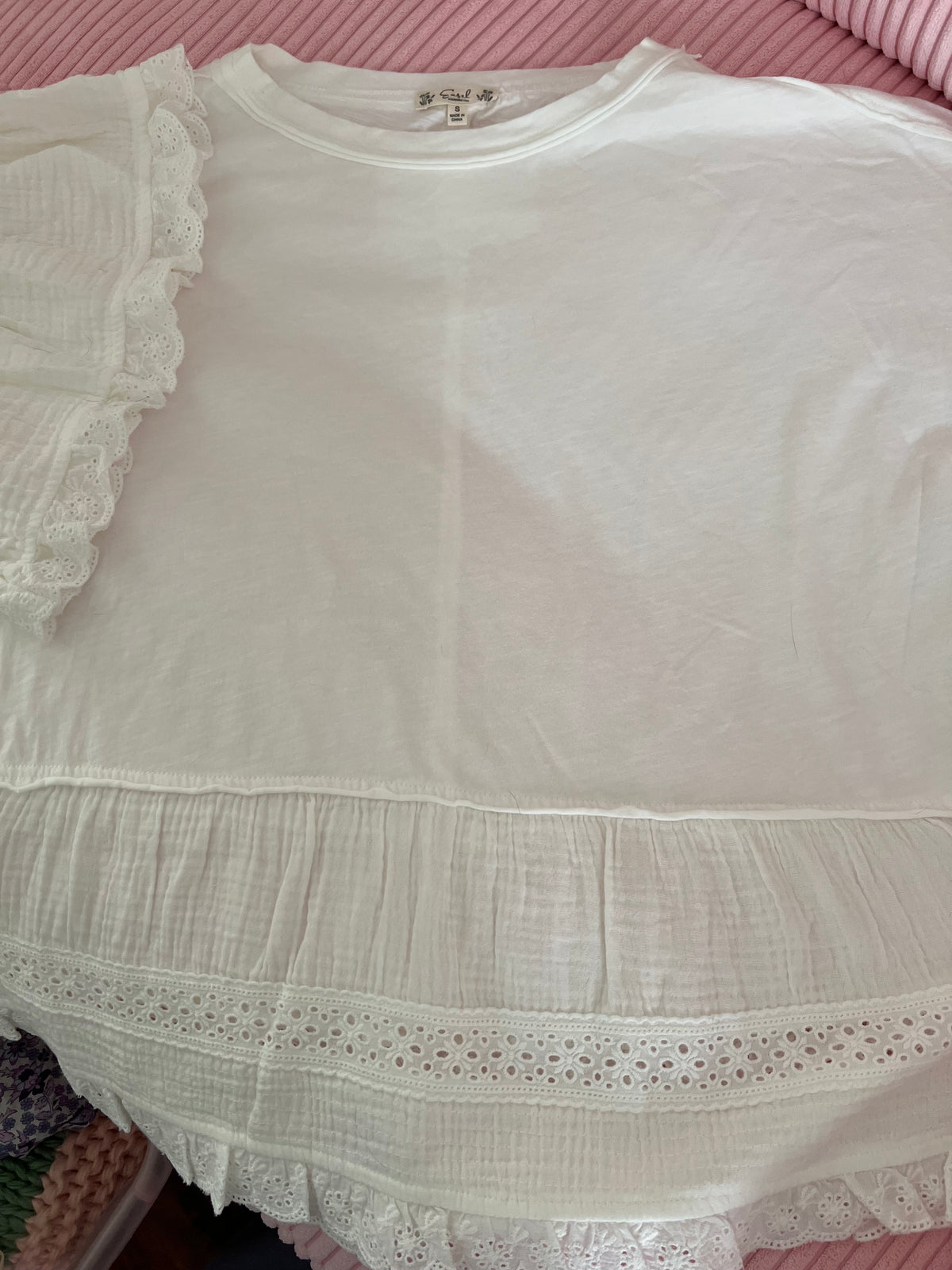 White Cotton Top w/ Rufffles