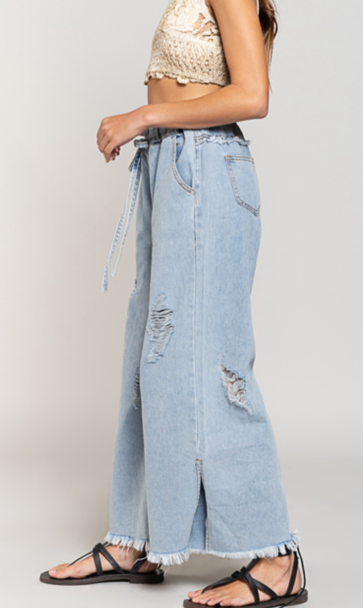 Good Feels Distressed Denim Pants