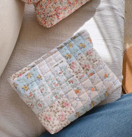Quilted Floral Cosmetic Bag - Blue