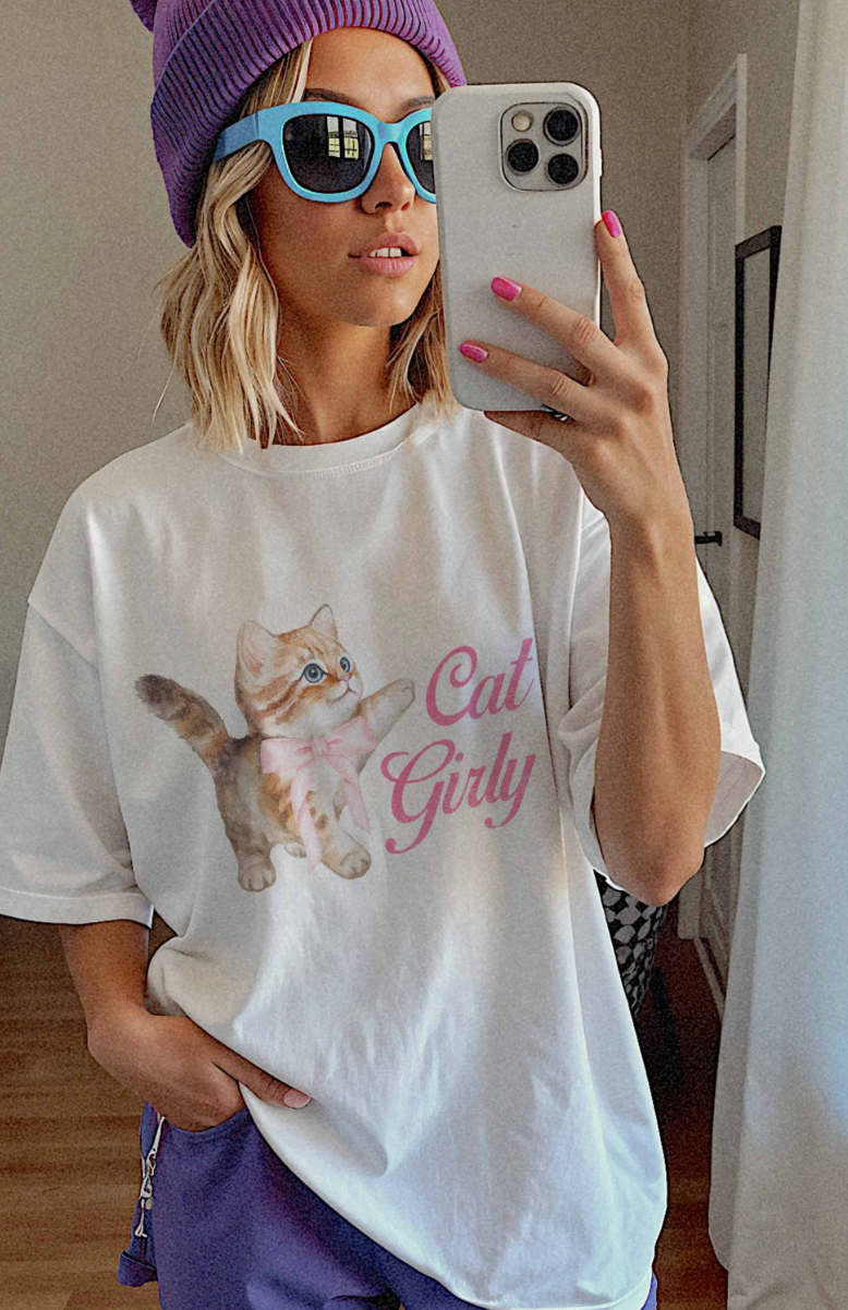 Cat Girly T-Shirt