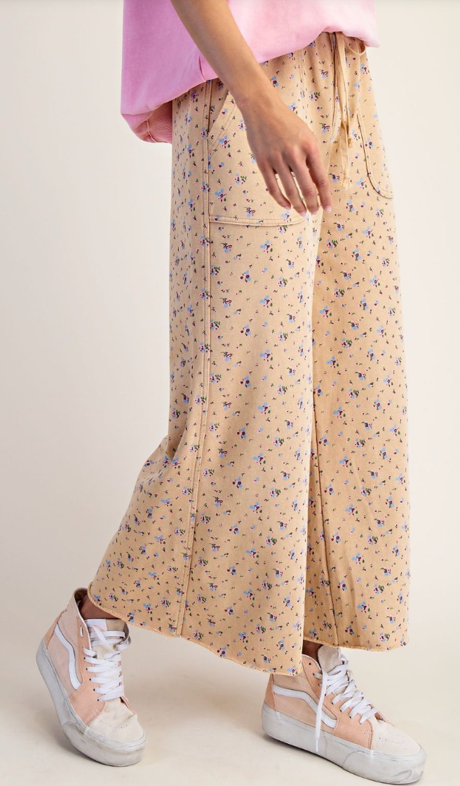 PLUS SIZE Floral Pants