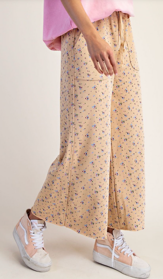 PLUS SIZE Floral Pants