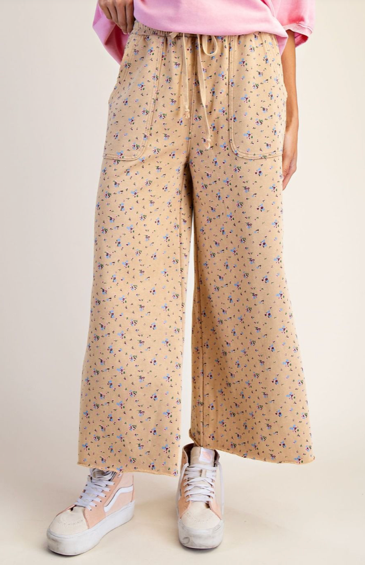 PLUS SIZE Floral Pants