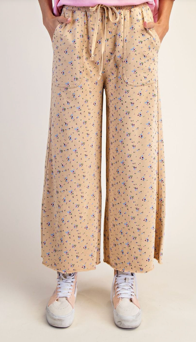 PLUS SIZE Floral Pants