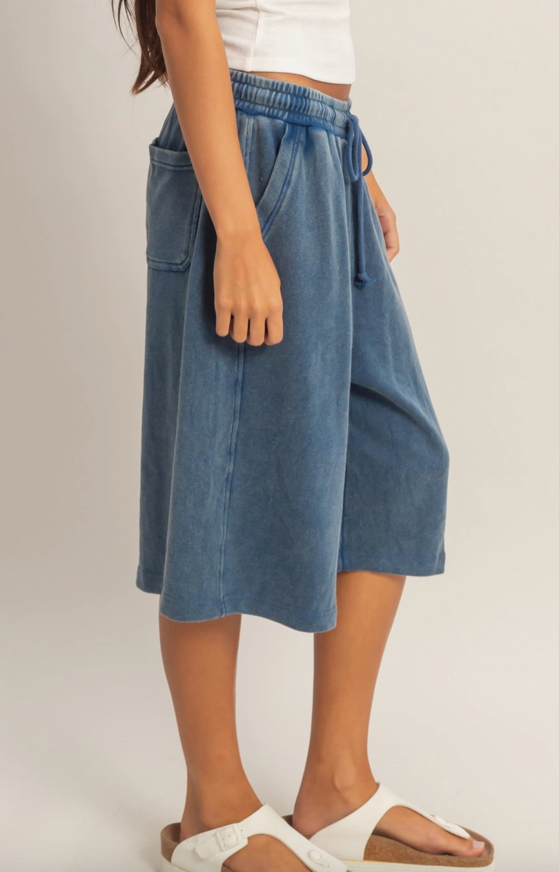 Laid Back Jort - Washed Navy