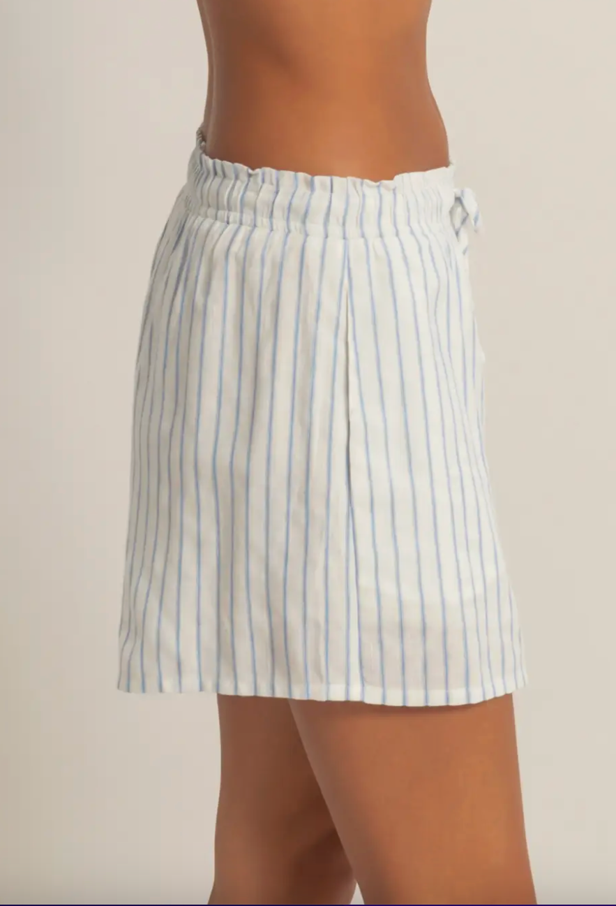 Laid Back Stripe Shorts - Blue