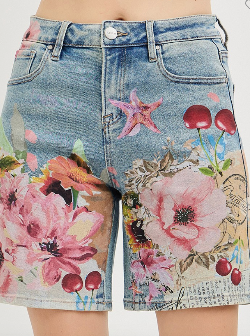 The Cutest Floral Shorts