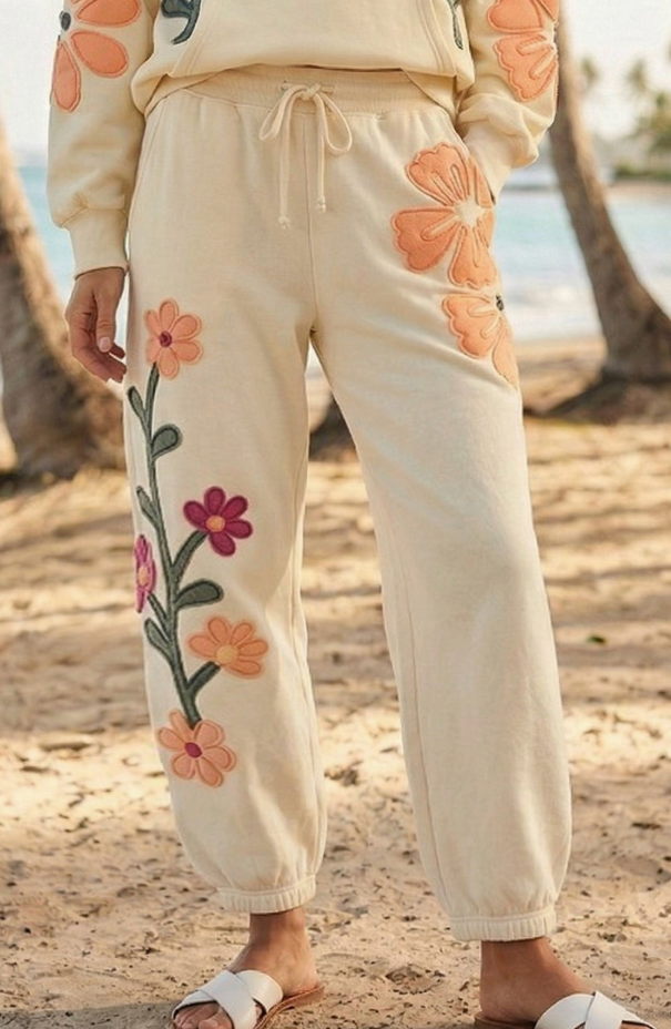 Full Bloom Jogger Sweat Pants - Ivory
